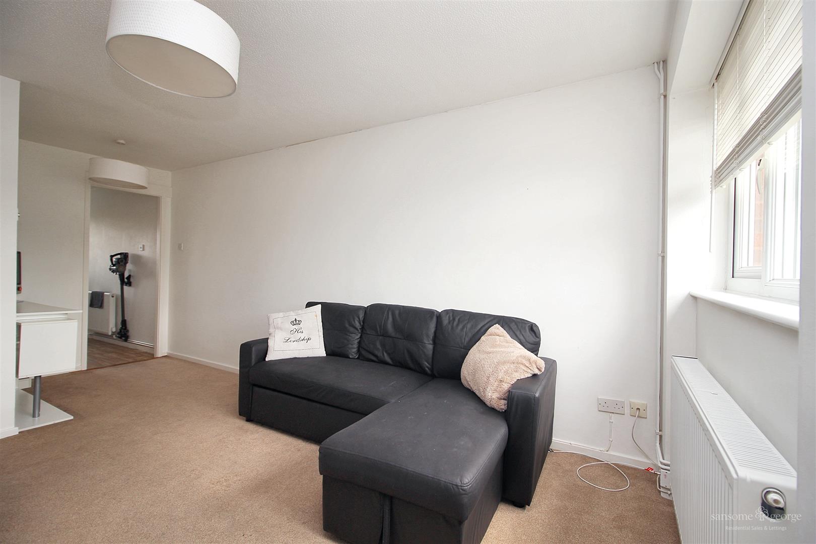 Warley Rise, Tilehurst, Reading